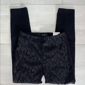 NWT-White House Black Market “The Skinny” Side Zip Black Leopard Print Pants 2R